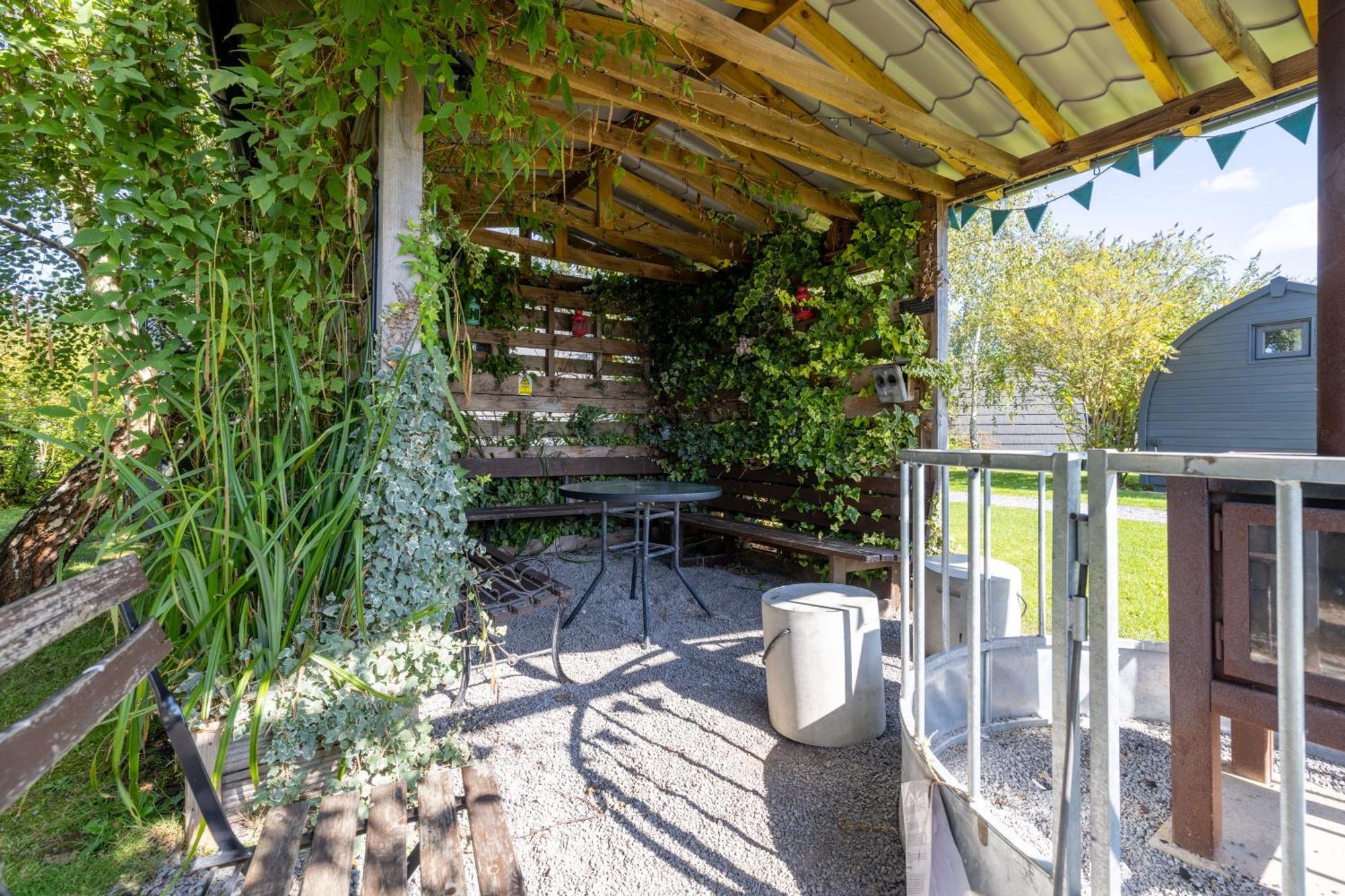 The Little Hide - Adult Only Camping Pods Wigginton  Εξωτερικό φωτογραφία