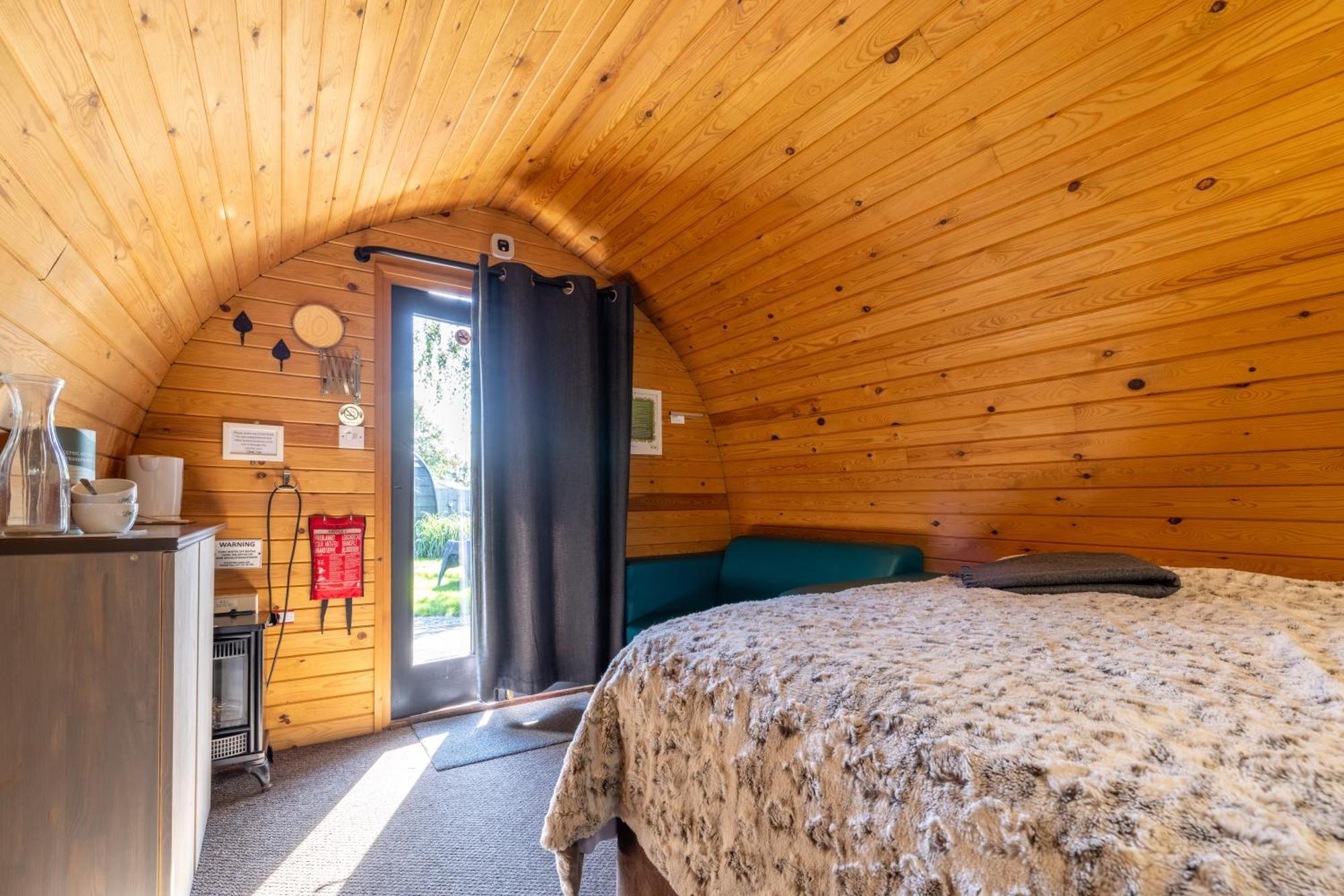 The Little Hide - Adult Only Camping Pods Wigginton  Εξωτερικό φωτογραφία
