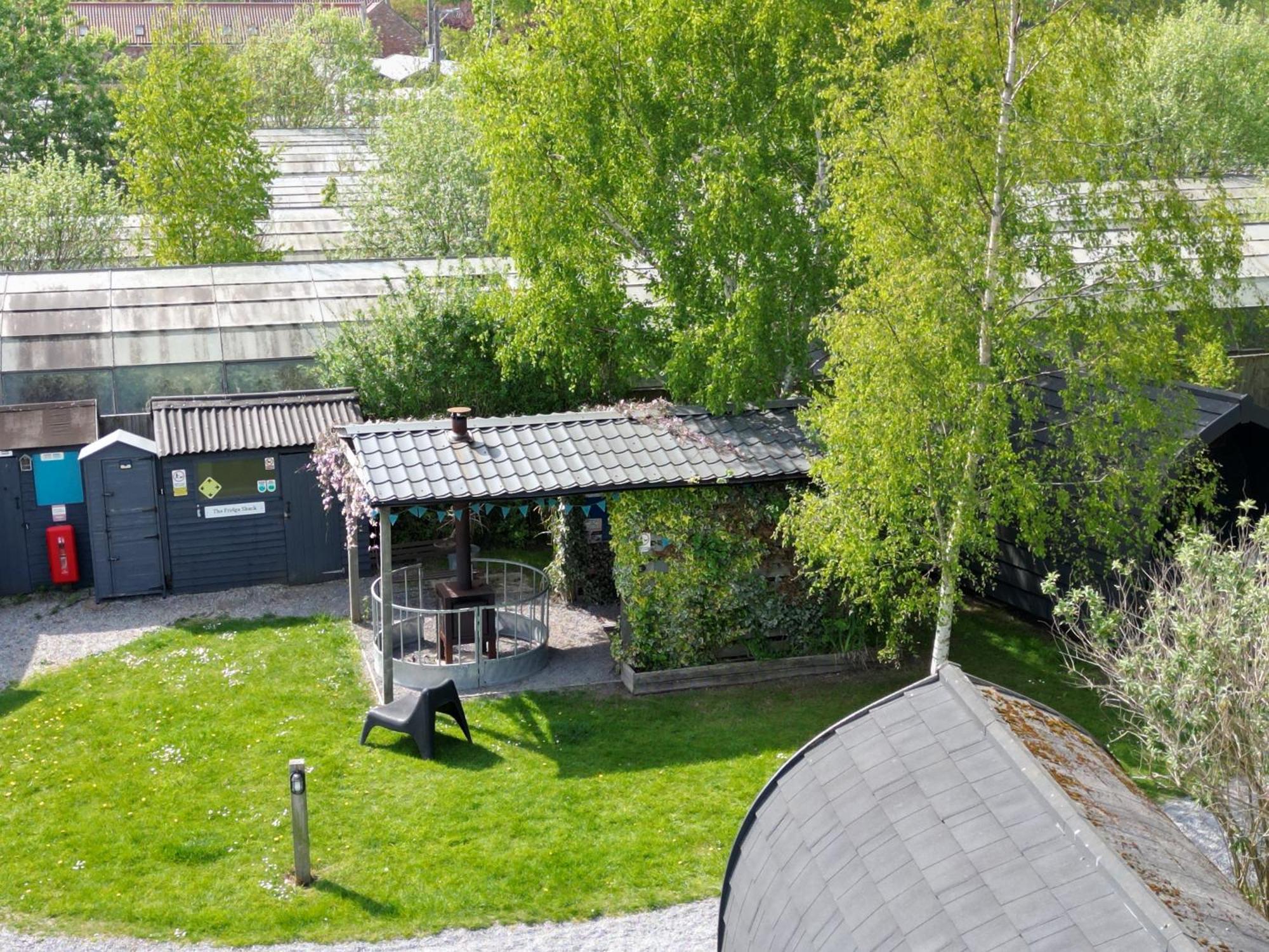 The Little Hide - Adult Only Camping Pods Wigginton  Εξωτερικό φωτογραφία